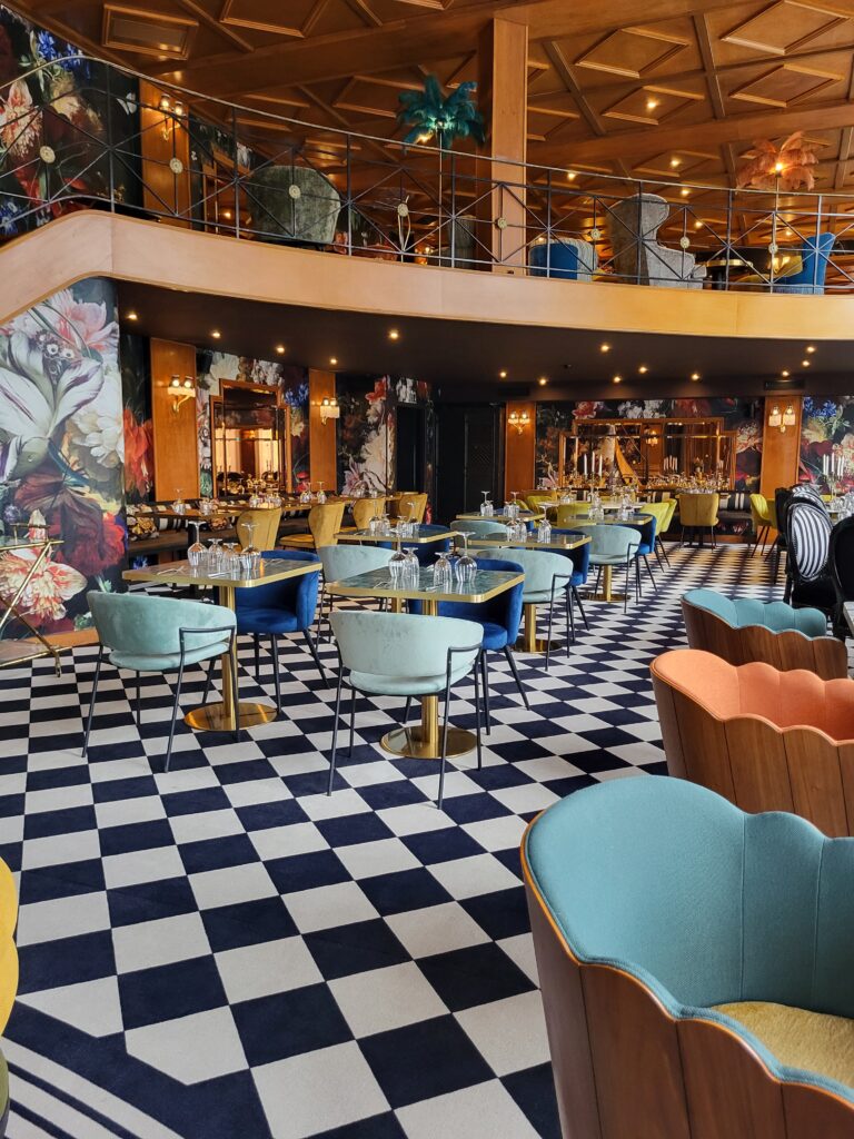 Tapis personnalisé : Élevez votre intérieur au rang d’œuvre d’art - Indisciplines